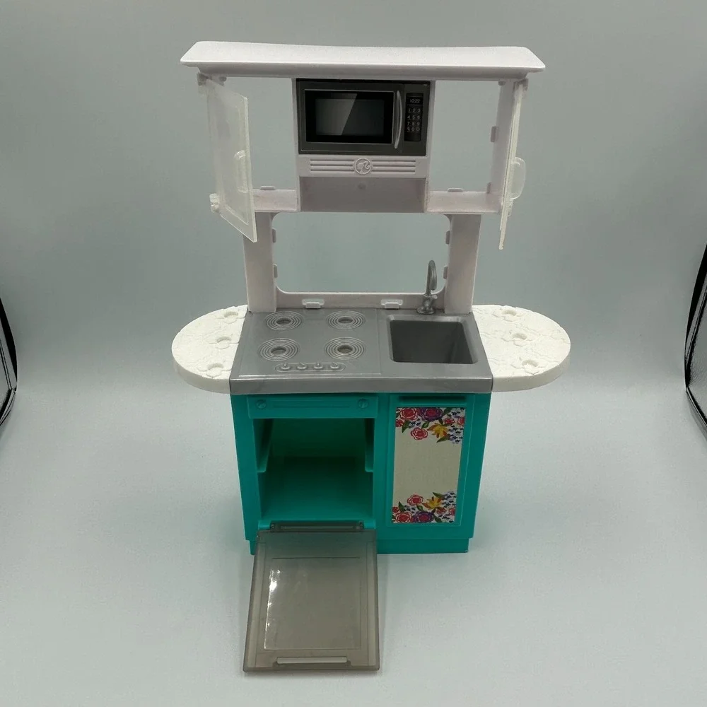 Barbie The Pioneer Woman Kitchen Stove Sink Microwave‎ Cabinets only Playset